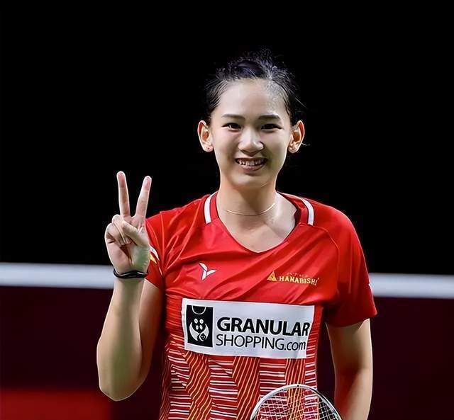 而画家则用 而画家则用